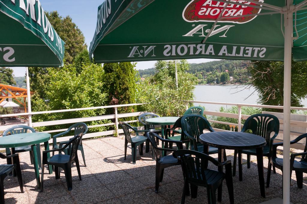 Laterum Motel Orfű Exteriör bild